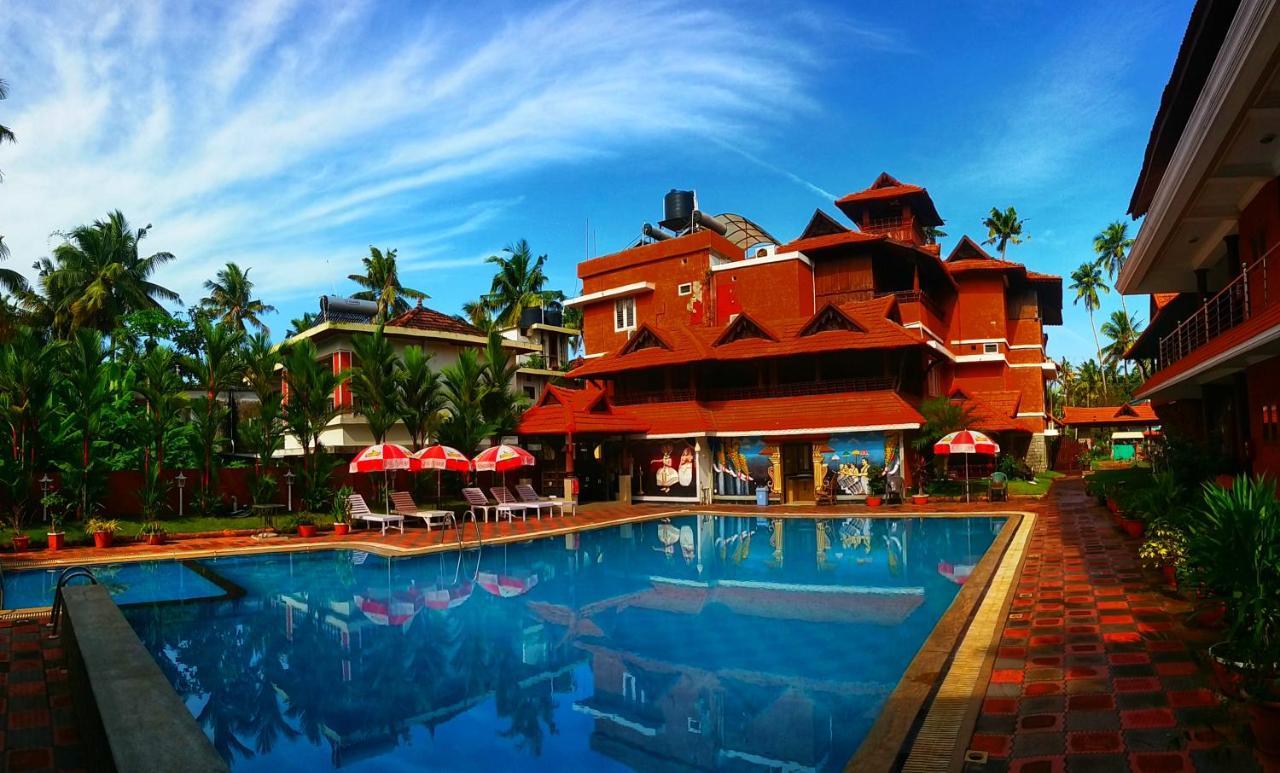 Nikhil Ayurvedic Heritage Hotel วาร์คาลา ภายนอก รูปภาพ