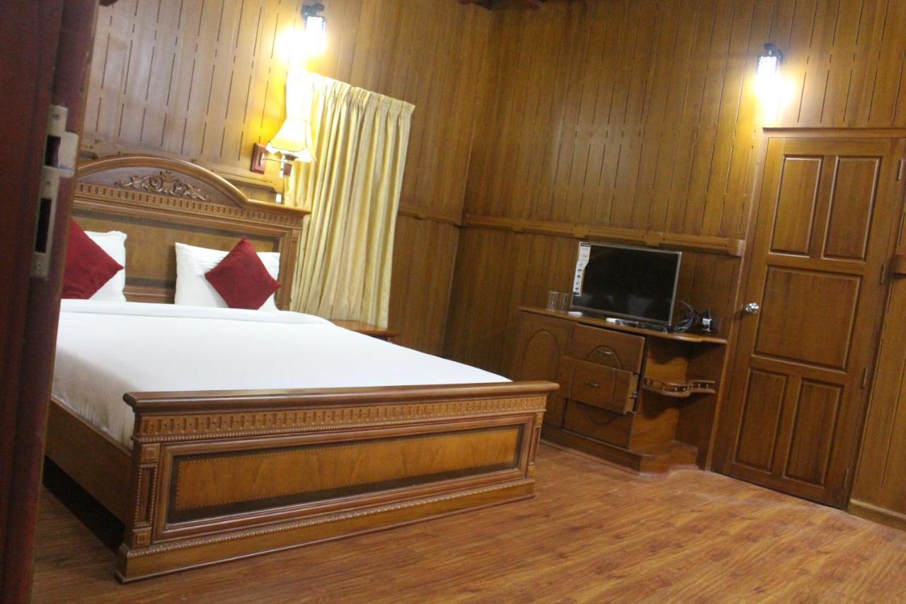 Nikhil Ayurvedic Heritage Hotel วาร์คาลา ภายนอก รูปภาพ