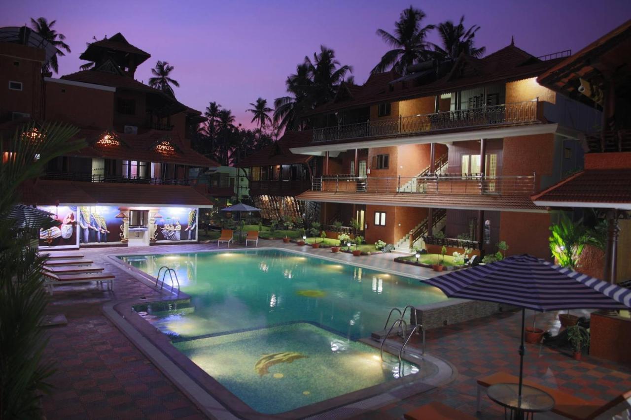 Nikhil Ayurvedic Heritage Hotel วาร์คาลา ภายนอก รูปภาพ