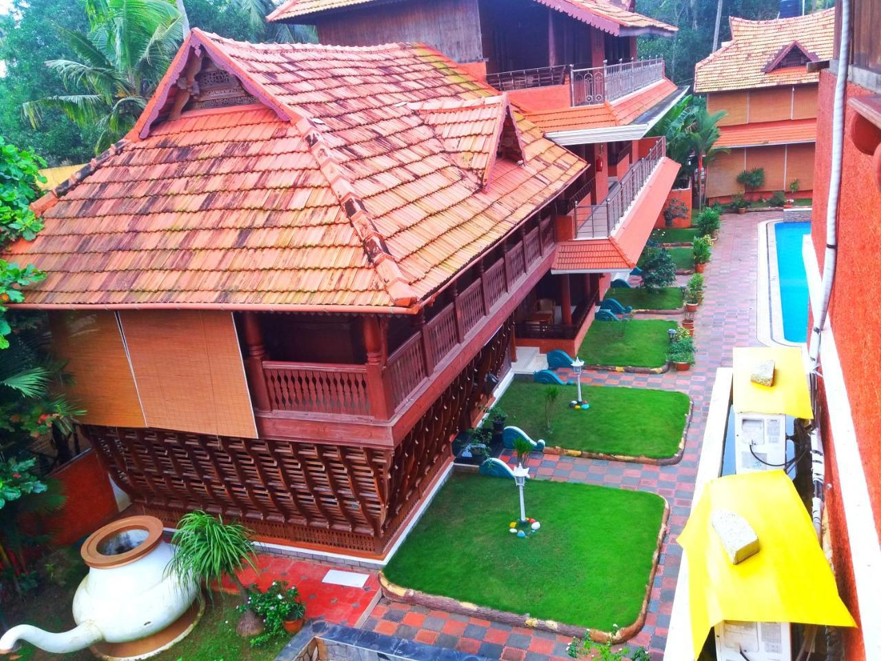 Nikhil Ayurvedic Heritage Hotel วาร์คาลา ภายนอก รูปภาพ