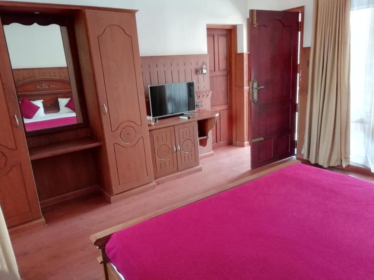 Nikhil Ayurvedic Heritage Hotel วาร์คาลา ภายนอก รูปภาพ