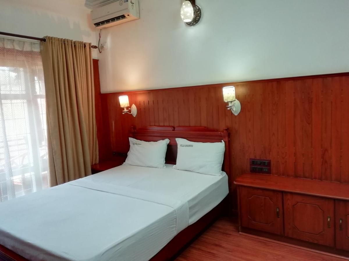 Nikhil Ayurvedic Heritage Hotel วาร์คาลา ภายนอก รูปภาพ